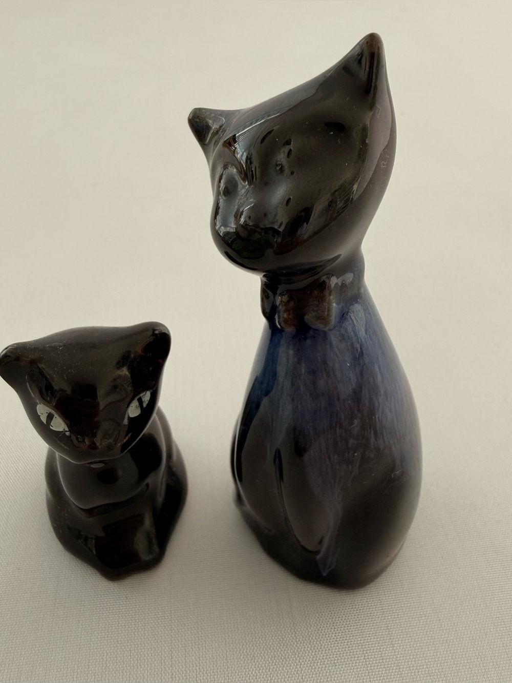 Vintage Blue Mountain Pottery Cat Kitten Figurines Blue Black Drip Glaze Canada